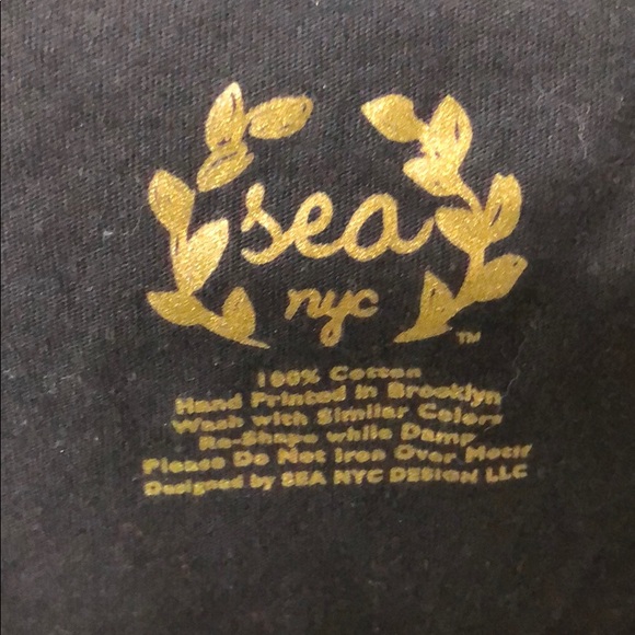 Sea NYC from Saks black tank with silver key - Picture 3 of 3